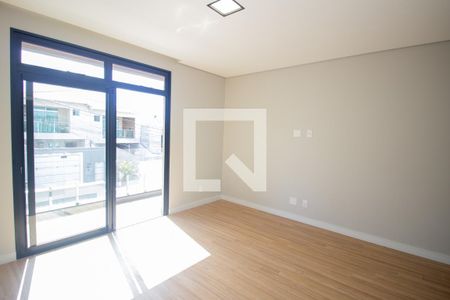 Quarto Suíte de casa à venda com 3 quartos, 217m² em Lúcio de Abreu, Contagem