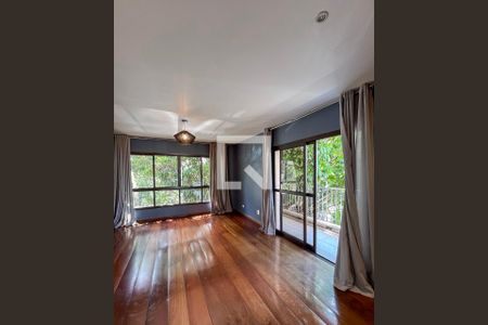 Sala de apartamento à venda com 3 quartos, 136m² em Paraíso, São Paulo