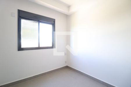 Quarto 1 - Suíte de apartamento para alugar com 2 quartos, 68m² em Granja Marileusa, Uberlândia