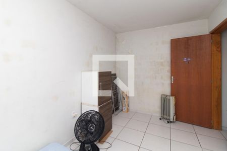 Quarto 2 de apartamento para alugar com 2 quartos, 50m² em Chapéu do Sol, Porto Alegre