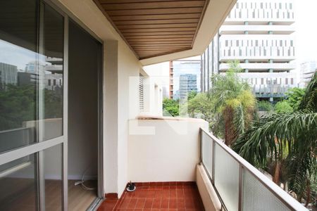 Varanda de apartamento à venda com 3 quartos, 94m² em Vila Olímpia, São Paulo