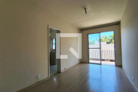 Sala de apartamento para alugar com 1 quarto, 61m² em Taquara, Rio de Janeiro