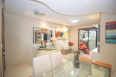 Sala de apartamento à venda com 3 quartos, 78m² em Cristal, Porto Alegre