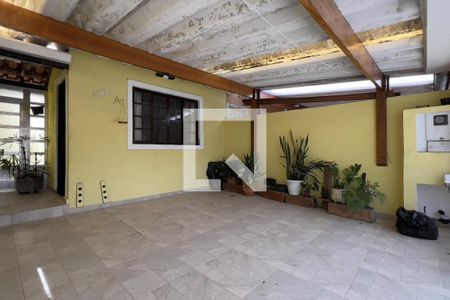 Garagem de casa para alugar com 2 quartos, 105m² em Jardim Vila Galvao, Guarulhos