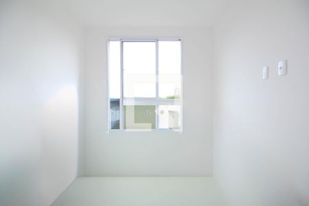 Quarto 1 de apartamento para alugar com 2 quartos, 42m² em Jardim Maria Duarte, São Paulo