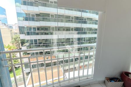 Sacada de apartamento à venda com 2 quartos, 50m² em Consolação, São Paulo