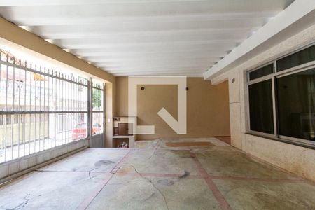 Garagem de casa à venda com 3 quartos, 132m² em Vila Feliz, São Paulo