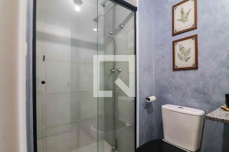 Banheiro Social de apartamento à venda com 2 quartos, 57m² em Ferreira, São Paulo