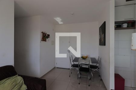 Sala de apartamento para alugar com 2 quartos, 45m² em Jardim Utinga, Santo André
