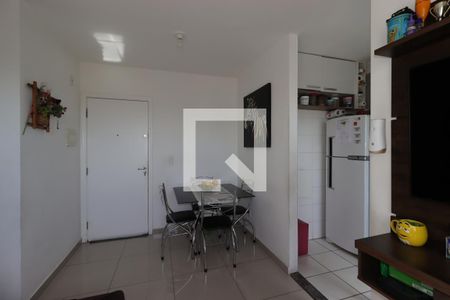 Sala de apartamento para alugar com 2 quartos, 45m² em Jardim Utinga, Santo André