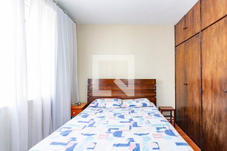 Suíte de apartamento para alugar com 3 quartos, 157m² em Coração Eucarístico, Belo Horizonte