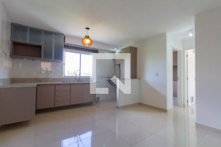 Sala, Cozinha e área de serviço de apartamento para alugar com 2 quartos, 42m² em Cidade Patriarca, São Paulo