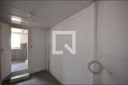 Quarto de apartamento para alugar com 1 quarto, 30m² em Vila Valqueire, Rio de Janeiro