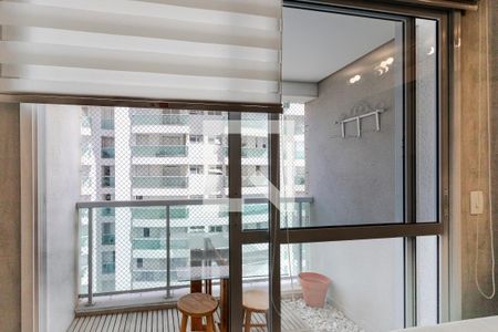 Varanda de apartamento para alugar com 1 quarto, 37m² em Santo Amaro, São Paulo