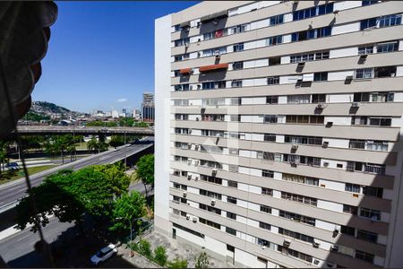 Quarto 1 de apartamento para alugar com 2 quartos, 59m² em Praça da Bandeira, Rio de Janeiro