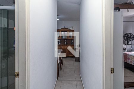 corredor para os cômodos_2 de apartamento à venda com 2 quartos, 47m² em Jardim Santa Emilia, São Paulo