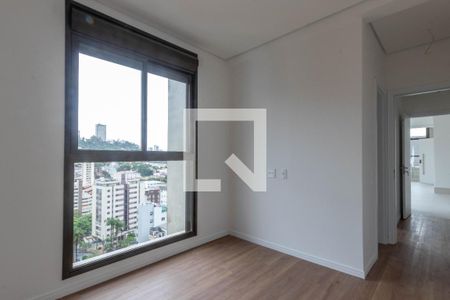 Quarto  de apartamento à venda com 4 quartos, 198m² em Santo Antônio, Belo Horizonte