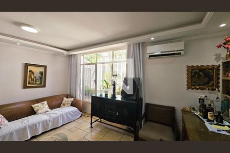 Casa à venda com 4 quartos, 190m² em Jardim Planalto, Jundiaí