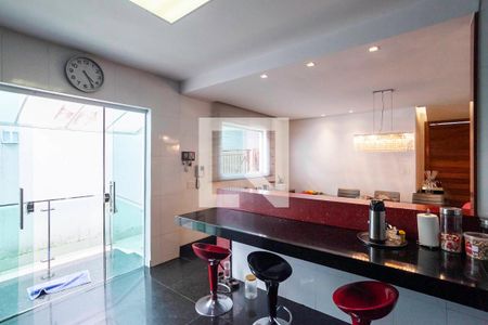 Cozinha de casa à venda com 5 quartos, 268m² em Castelo, Belo Horizonte