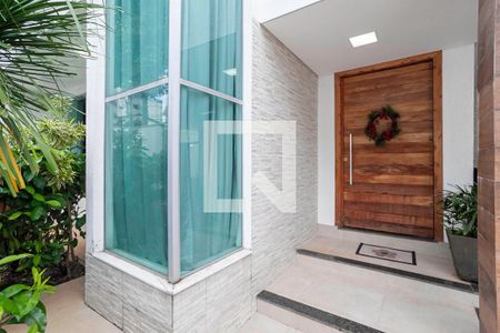 Entrada de casa à venda com 5 quartos, 268m² em Castelo, Belo Horizonte