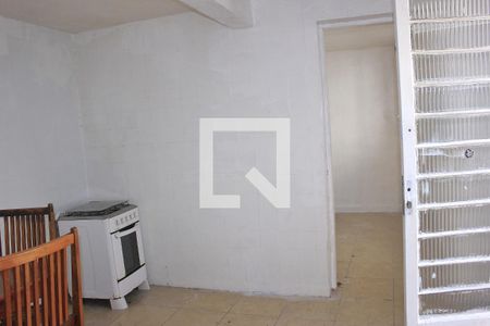 Cozinha de casa para alugar com 1 quarto, 30m² em Jardim Rosa de Franca, Guarulhos