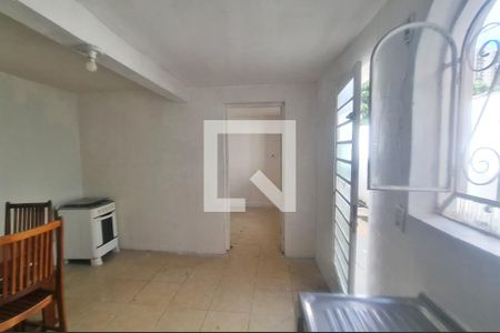 Cozinha de casa para alugar com 1 quarto, 30m² em Jardim Rosa de Franca, Guarulhos