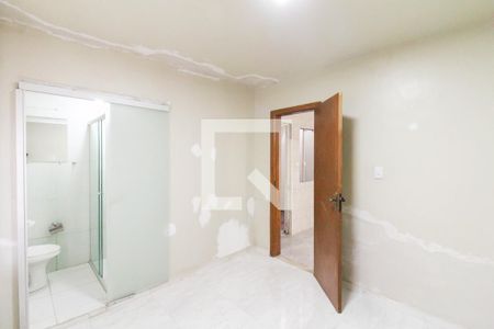 Suíte de casa à venda com 2 quartos, 150m² em São José, Canoas