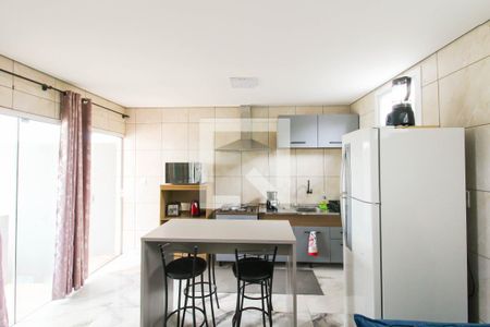 Sala/Cozinha de casa para alugar com 1 quarto, 40m² em São José, Canoas
