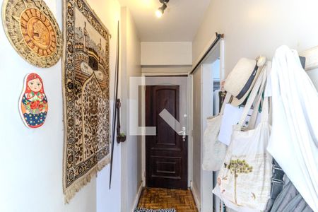 Entrada de apartamento à venda com 3 quartos, 98m² em Higienópolis, São Paulo