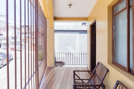 Casa à venda com 3 quartos, 120m² em Padroeira, Osasco
