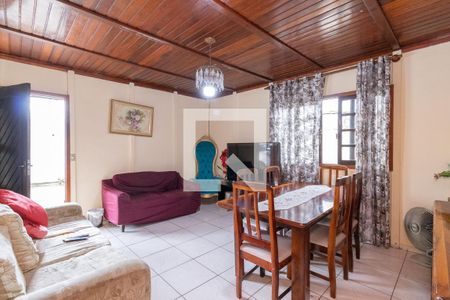 Casa à venda com 3 quartos, 120m² em Jardim Eliane, São Paulo