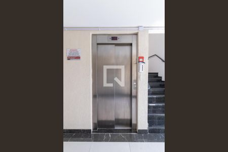 Área comum - Elevador de apartamento à venda com 3 quartos, 54m² em Cidade Patriarca, São Paulo