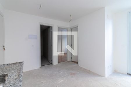 Sala e Cozinha de apartamento à venda com 2 quartos, 57m² em Vila Hebe, São Paulo