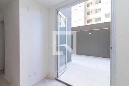 Sala e Cozinha de apartamento à venda com 2 quartos, 57m² em Vila Hebe, São Paulo