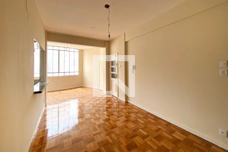 Sala de Estar de apartamento à venda com 3 quartos, 200m² em Centro, Belo Horizonte