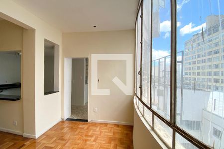 Varanda coberta de apartamento à venda com 3 quartos, 200m² em Centro, Belo Horizonte