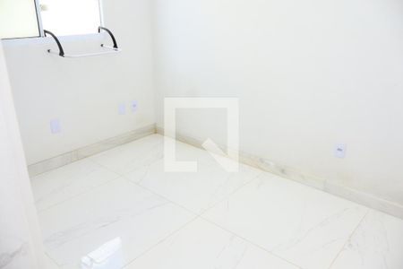 Quarto 2 de apartamento para alugar com 2 quartos, 40m² em Piatã, Salvador
