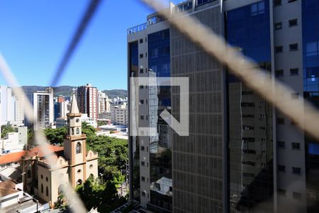 Vista da Suíte de apartamento para alugar com 3 quartos, 86m² em Lourdes, Belo Horizonte