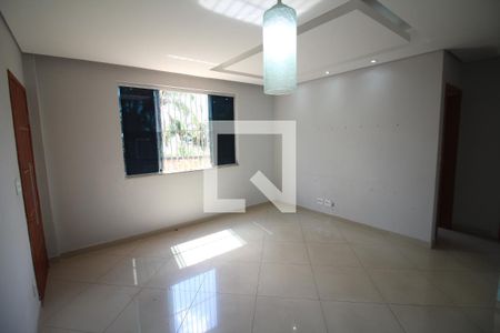 Sala de apartamento para alugar com 2 quartos, 58m² em Santa Cruz (barreiro), Belo Horizonte