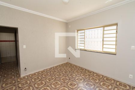Sala de Jantar de casa à venda com 3 quartos, 250m² em Santa Helena, Belo Horizonte