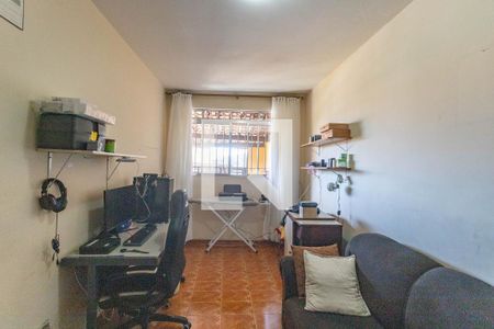 Casa à venda com 3 quartos, 199m² em Campanário, Diadema