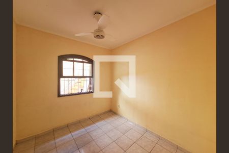 Quarto 1 de casa à venda com 2 quartos, 374m² em Parada Inglesa, São Paulo