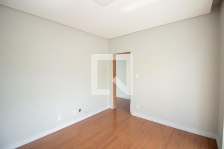 Quarto 1 de casa para alugar com 3 quartos, 300m² em Colonial, Contagem