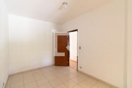 Quarto 1 de casa para alugar com 2 quartos, 120m² em Jardim dos Cataldis, São Paulo