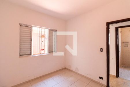 Quarto 2 de casa para alugar com 2 quartos, 120m² em Jardim dos Cataldis, São Paulo