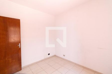 Quarto 2 de casa para alugar com 2 quartos, 120m² em Jardim dos Cataldis, São Paulo
