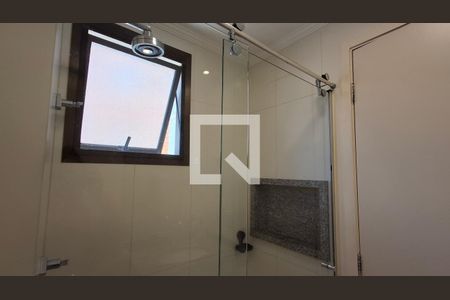 Banheiro da Suíte de apartamento para alugar com 3 quartos, 78m² em Cambuí, Campinas