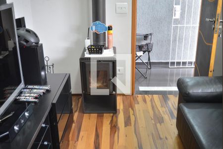 Sala de casa à venda com 2 quartos, 120m² em Vila Scarpelli, Santo André