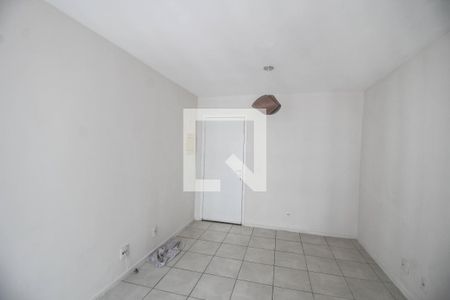 Sala de apartamento para alugar com 1 quarto, 44m² em Centro, Nilópolis