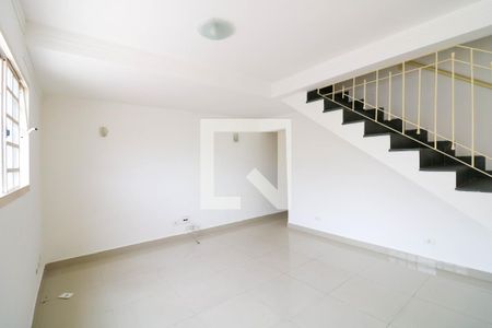 Casa para alugar com 3 quartos, 90m² em Jardim São Luís, São Paulo